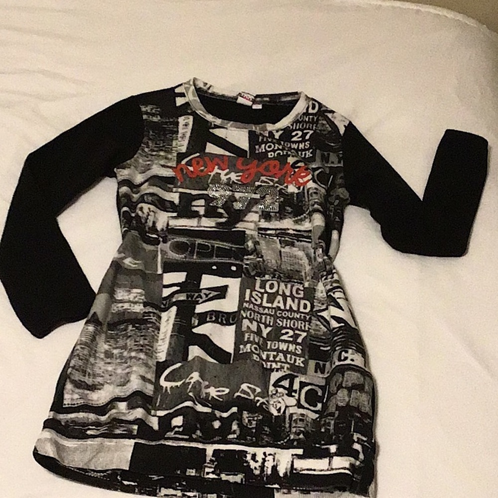 Black & White Long Sleeve Dress Casual Graphics